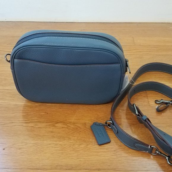 NWT Coach X Peanuts Jamie Camera Bag With Snoopy Ski Motif - Picture 4 of 11